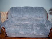 продам м'ягку частину(диван і два крісла)б/у в хорошому стані