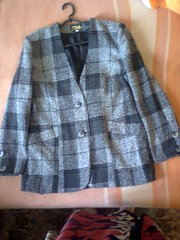 Пиджак в клетку 48, 50 размер, без воротника.